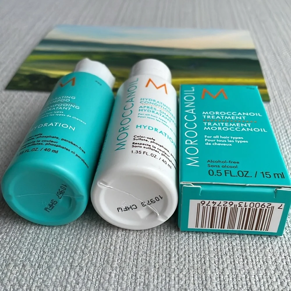 Moroccanoil mini travel bundle